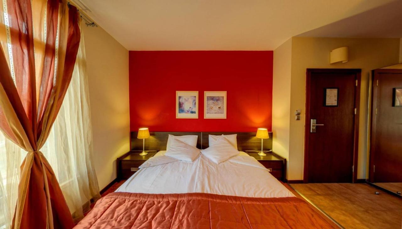 Hotel Famil - Adults Only Банско Экстерьер фото